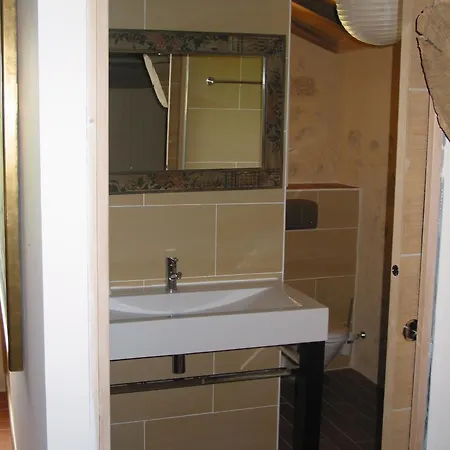 Les Secrets De Tifayne Alojamento de Acomodação e Pequeno-almoço 3*