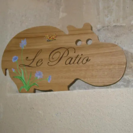 Les Secrets De Tifayne Bed & Breakfast Puisseguin