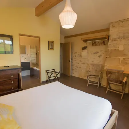 Bed and Breakfast Les Secrets De Tifayne Puisseguin