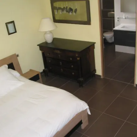 Les Secrets De Tifayne Bed and Breakfast