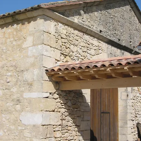 Les Secrets De Tifayne Bed and Breakfast