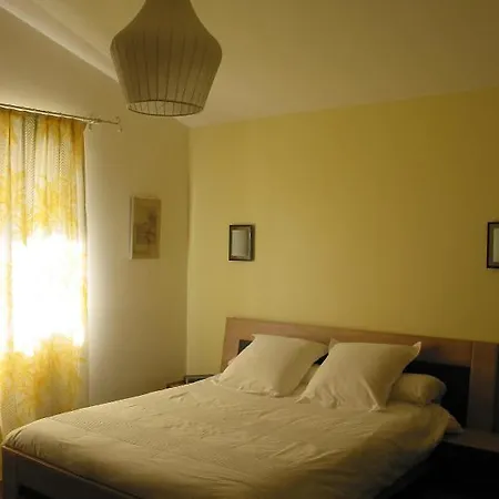 Bed and Breakfast Les Secrets De Tifayne Puisseguin